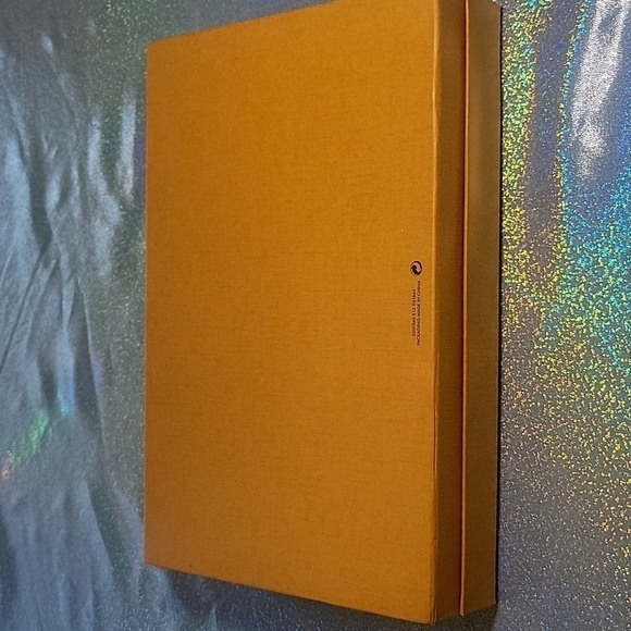 Louis Vuitton LV Vintage Display Prop Closet Organizer Yellow Box - Picture 6 of 9